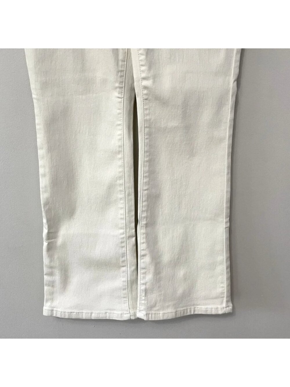 NEW DG2 Diane Gilman Ivory Bootcut Pull-On Stretch Jeans - Large - Picture 4 of 6